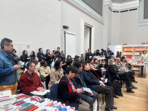 littérature chinoise, diplomatie, livre, lecture, dialogue, Liu Zhenyun, Mai Jia, Zhao Lihong, Alexandre Adritti, Frédéric Vissense, Sébastien Quagebeur